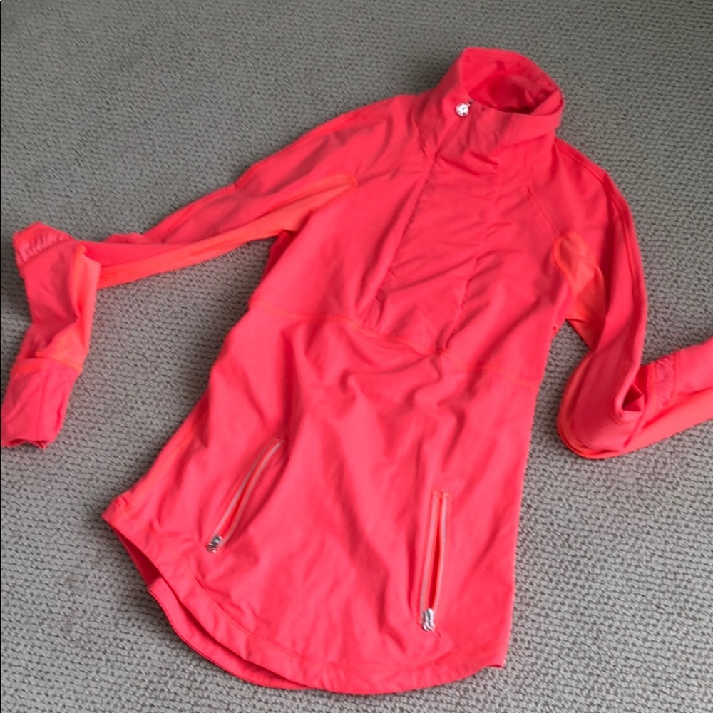 Lulu lemon top